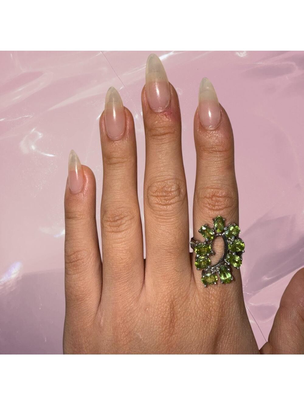 Vintage Y2K Peridot Green gemstone 925 Sterling silver ring Size 8